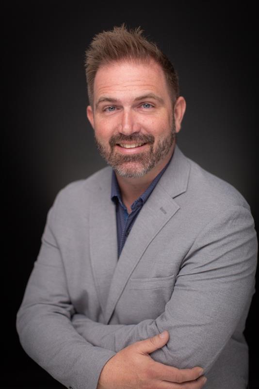 Headshot of Kody Calkins
